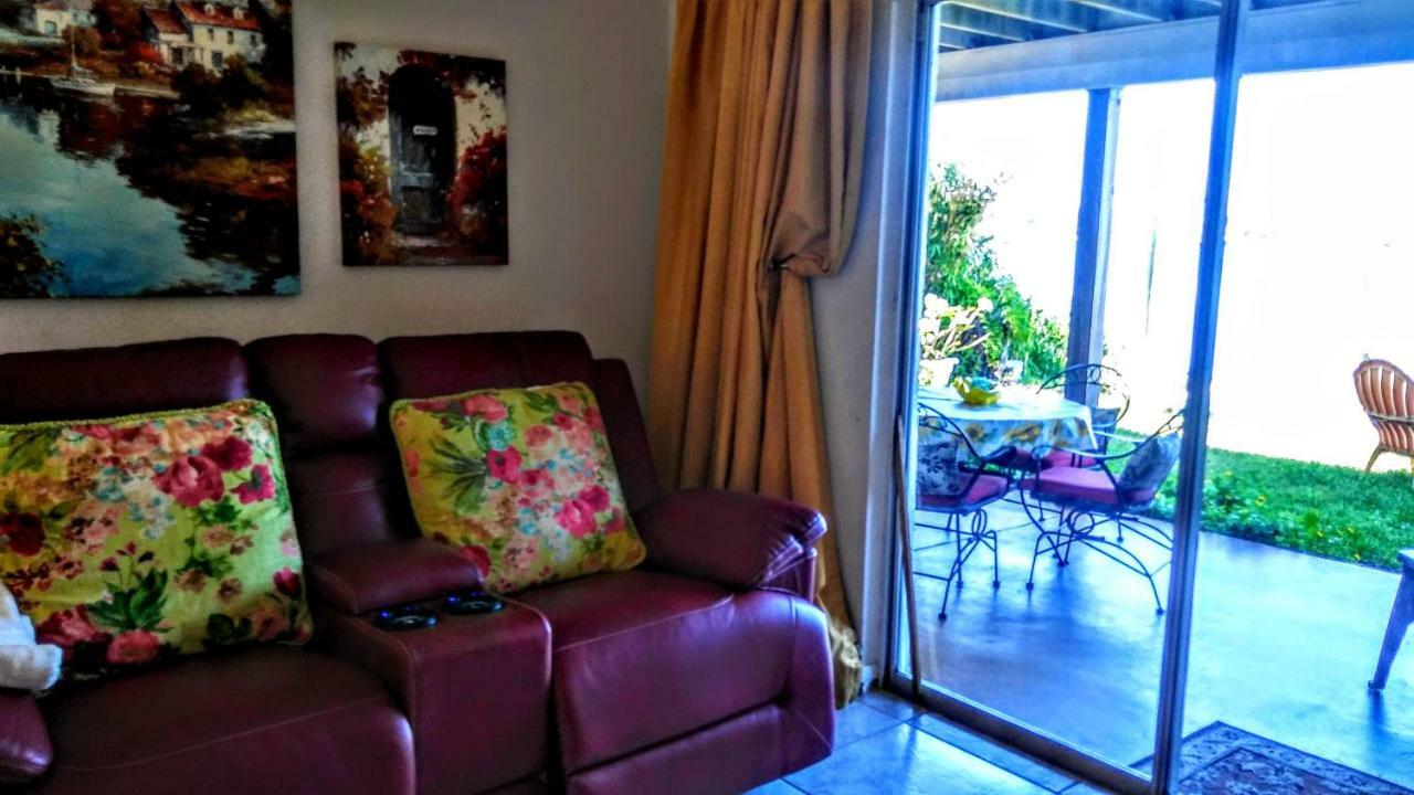 Boca Ciega Bay Apartment سانت بيتي بيتش المظهر الخارجي الصورة