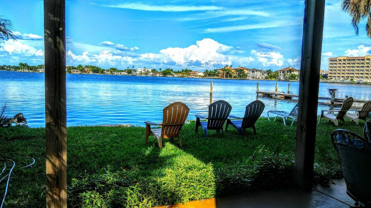 Boca Ciega Bay Apartment سانت بيتي بيتش المظهر الخارجي الصورة