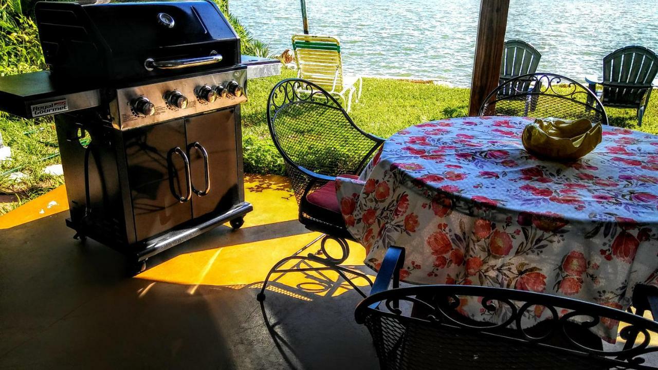 Boca Ciega Bay Apartment سانت بيتي بيتش المظهر الخارجي الصورة